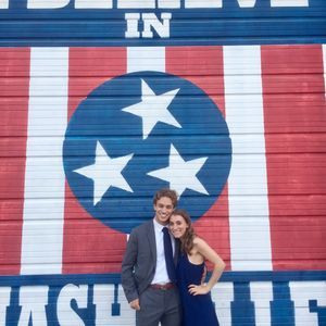 Meet your Posher, Iris